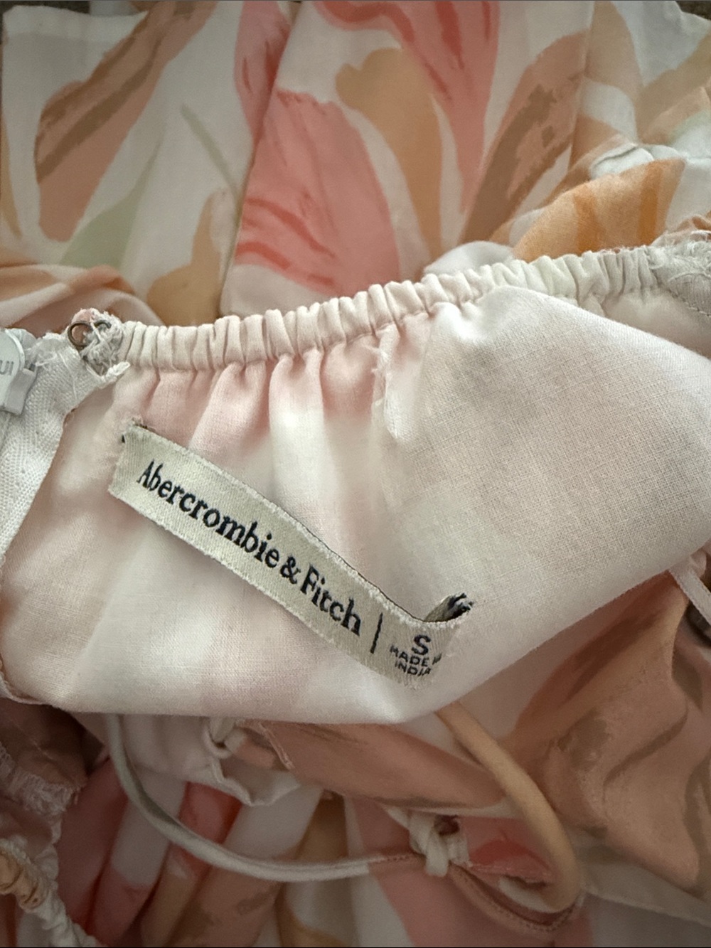 Abercrombie & Fitch - Pastel Abstract Puff-Sleeve Babydoll Dress - Pink & Peach - Picture 3 of 4